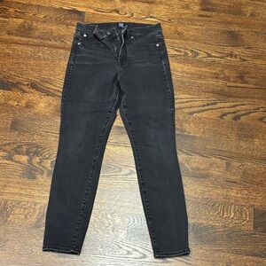 GAP Women's Black Skinny Jeans